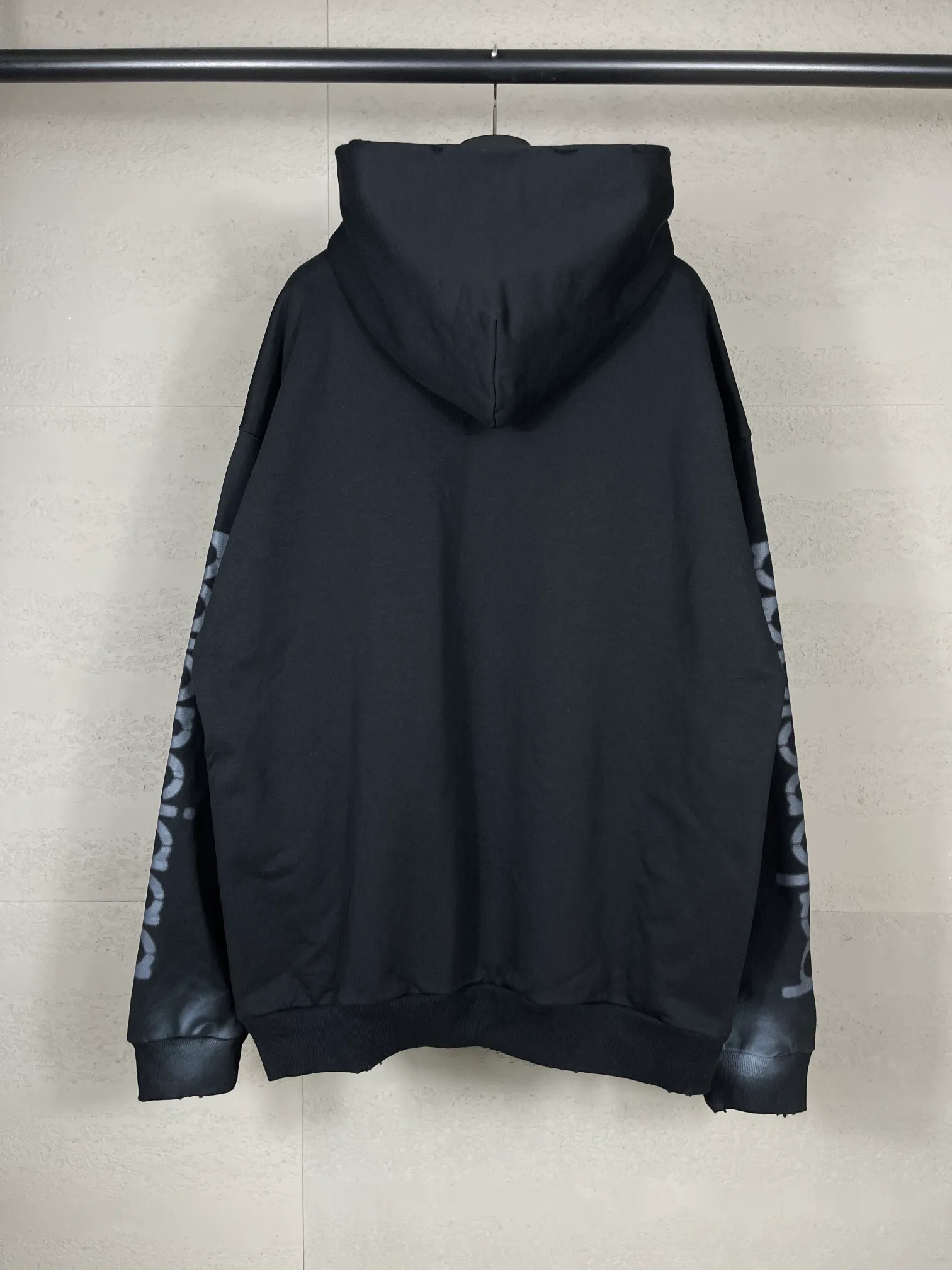 【 . Quality】 BALENCI*GA/ .2024 3B . .⚠️ .YB . . ZP ， ZP . 460 ， . ， ，。 。 . . . ， 。 。 OS . Same Style ：BL 238913 ： Blue Size：XS. S. M. L
